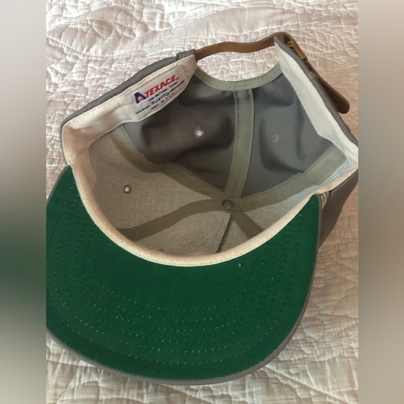 Golf 6 Panel Leather Strapback w/ Metal Clasp - Picture 4 of 5